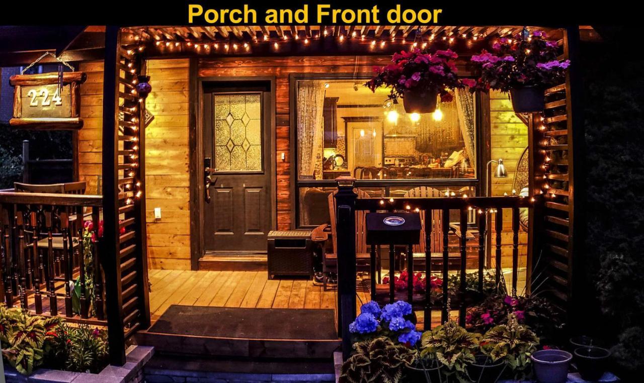 Salmon Magwood Guesthouse Toronto Exterior foto